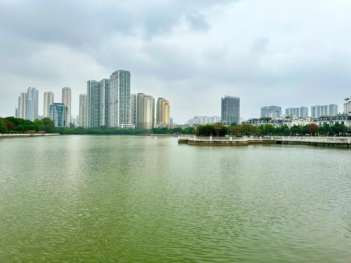 Căn hộ Delux With Swimming, Gym, Private Walking Lake, Gardens