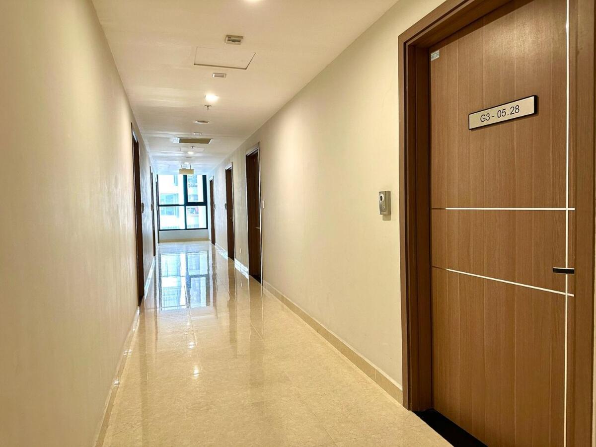 Delux With Swimming, Gym, Private Walking Lake, Gardens Hà Nội