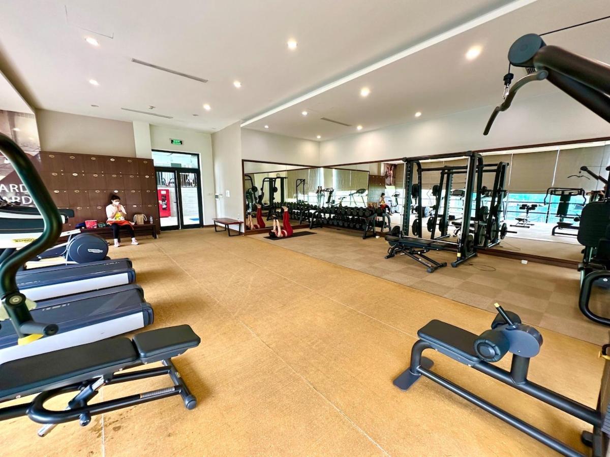 Delux With Swimming, Gym, Private Walking Lake, Gardens Căn hộ Hà Nội