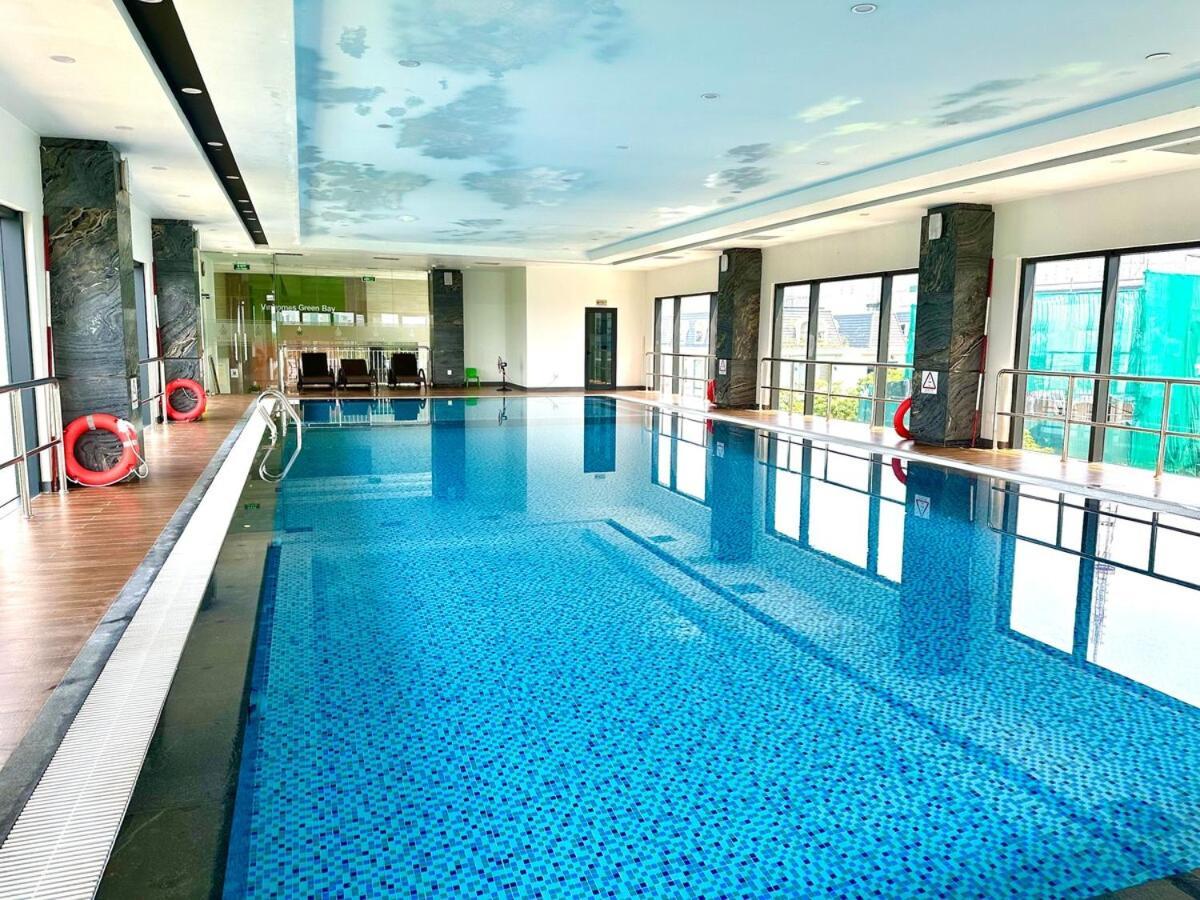 Căn hộ Delux With Swimming, Gym, Private Walking Lake, Gardens *